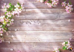 13. Grátóna viður með blómum